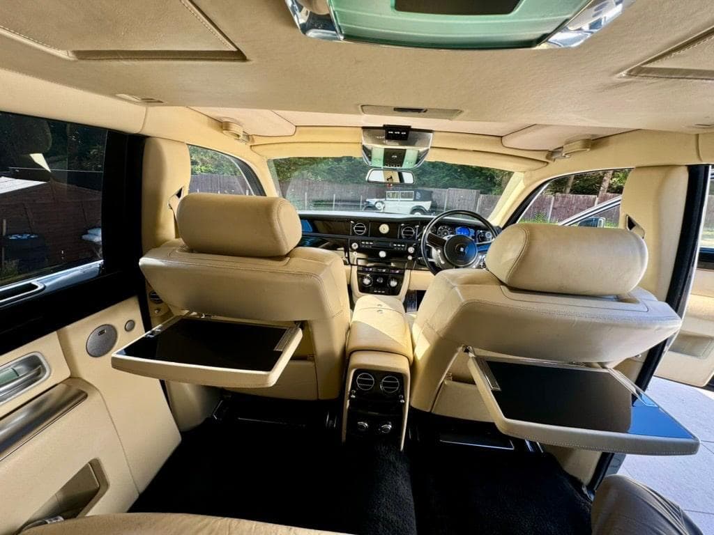 Rolls-Royce Ghost interior | long distance Norway
